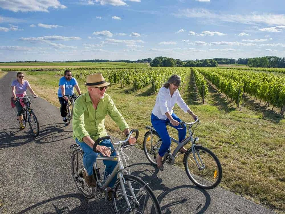 Cycling Discovery in the Heart of the Châteaux Country cycling-discovery-chateaux-country